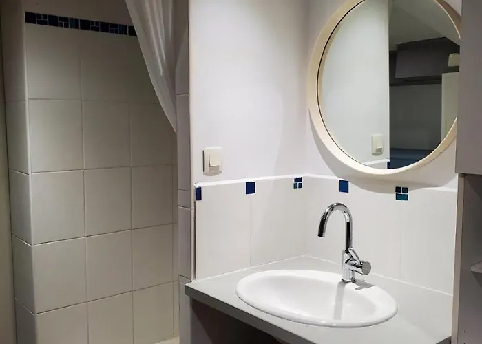 Climatisee Avec Piscine Pres De La 3*