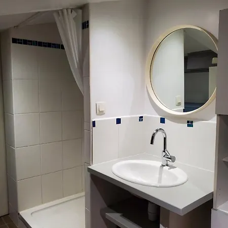 Climatisee Avec Piscine Pres De La *